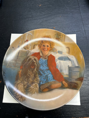 Annie Vintage Plate