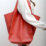 Shoulder Bag: Brown