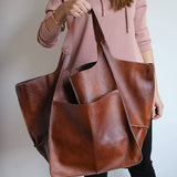 Shoulder Bag: Brown