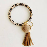 Bangle Key Chain Pom Leopard