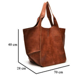 Shoulder Bag: Brown